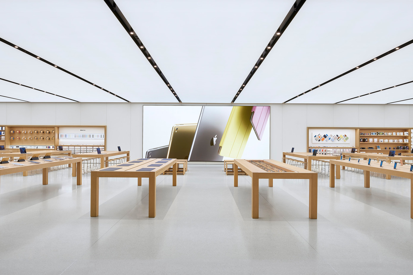 银河国际购物中心 Apple Store 零售店
